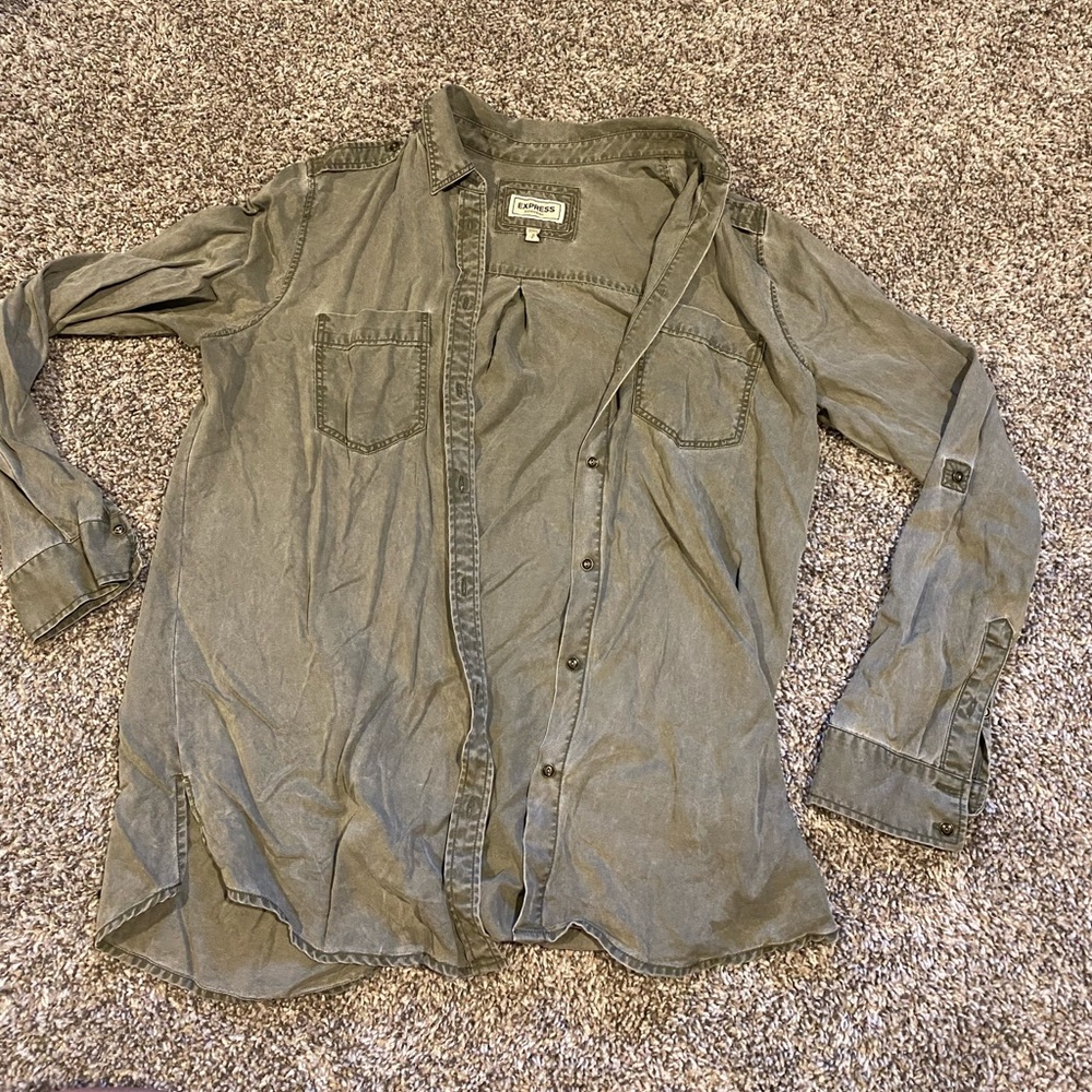 Hunter green boyfriend button down